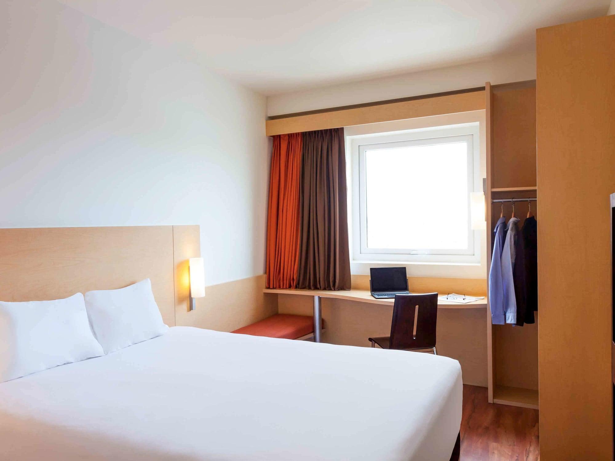 Ibis Hermosillo Kültér fotó